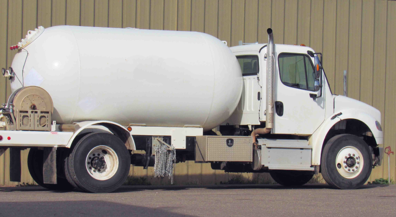 Propane delivery truck